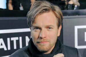 Ewan McGregor - Biography, Age, Career, Net Worth - NewBuzz.net